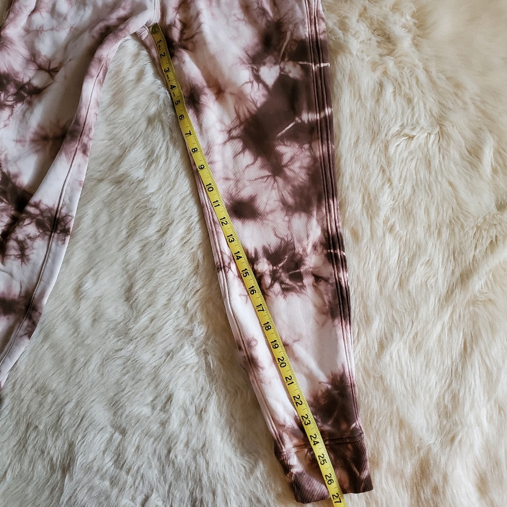 Lululemon Warm Down Joggers Size 4 - Picture 12 of 12